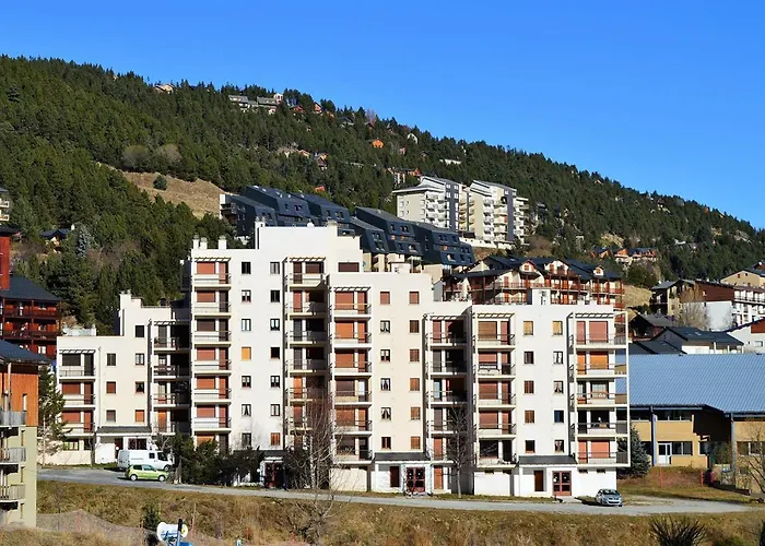 2 Pièces Pied Des Pistes Avec Parking Et Casier à Skis - Fr-1-593-48 Appartement